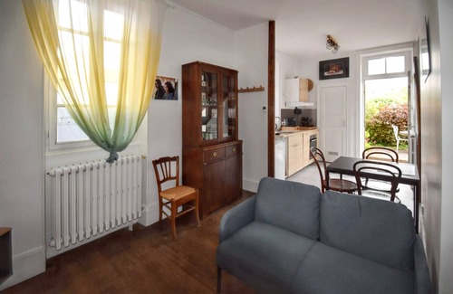 Souvigny House | Homerez - Comfortable House in Souvigny + Garden