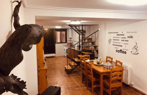 Viguera House | Homerez - Comfortable House in Viguera with Mountain View