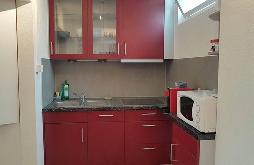 Bevaix Apartment | Homerez - Comfortable studio in Bevaix with mountain view - 30 m² + Spa