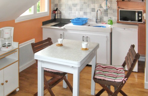 Salins-les-Bains Apartment | Homerez - Cosy apt. Salins-les-Bains