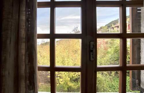 Manna House | Homerez - Cozy House in Manna with Mountain View