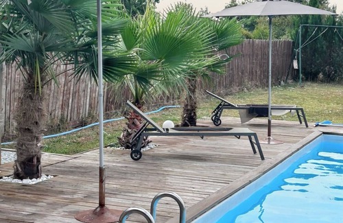 Bazac Villa | Homerez - Family Villa in Bazac with Private Pool