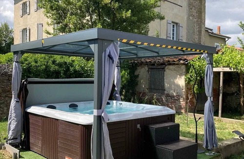 Mureils House | Homerez - House in Châteauneuf-de-Galaure