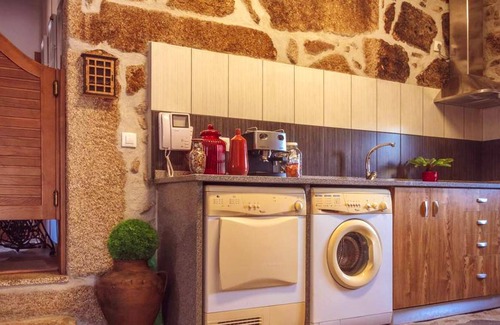 Vila Ruiva House | Homerez - House 2 km away from the beach for 6 ppl. at Fornos de Algodres