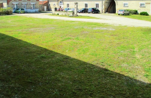 Monthenault House | Homerez - House 12 km away from the beach for 10 ppl. with garden at Monthenault