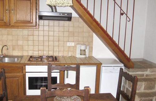 Chambonas House | Homerez - House 4 km away from the beach for 9 ppl. with shared pool and terrace