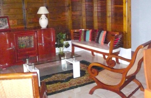 Massioux House | Homerez - House 7 km away from the beach for 6 ppl. with garden at Anse-Bertrand