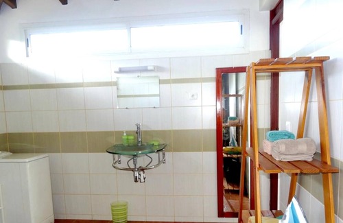 Massioux House | Homerez - House 7 km away from the beach for 6 ppl. with garden at Anse-Bertrand