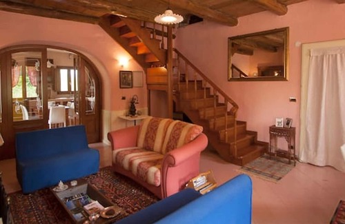 Decollatura House | Homerez - House for 4 ppl. with jacuzzi, garden and terrace at Decollatura
