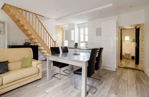 Noyen-sur-Sarthe House | Homerez - House in Noyen-sur-Sarthe