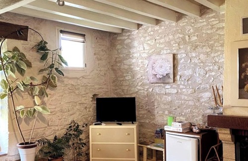 Noyers-sur-Cher House | Homerez - House in Noyers-sur-Cher