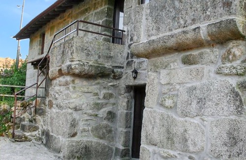 Meada House | Homerez - House in Águeda, mountain view