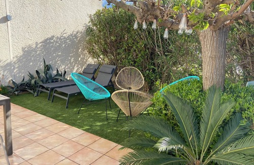 Saint-Cyprien Plage House | Homerez - House in Saint-Cyprien
