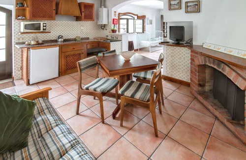 Sao Joao Batista House | Homerez - House in Porto de Mós with mountain view