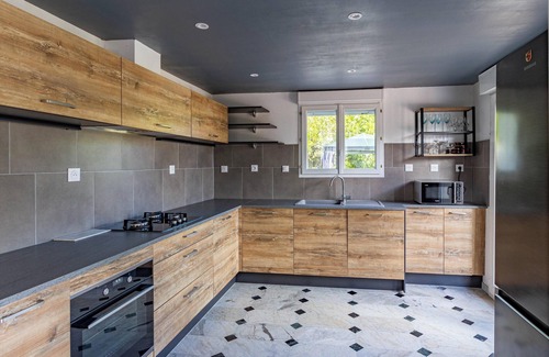 Saint-Germain-en-Laye House | Homerez - House near Saint-Germain-en-Laye