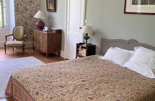 Chaniers Other | Homerez - Majestic Manor in Chaniers with Private Pool