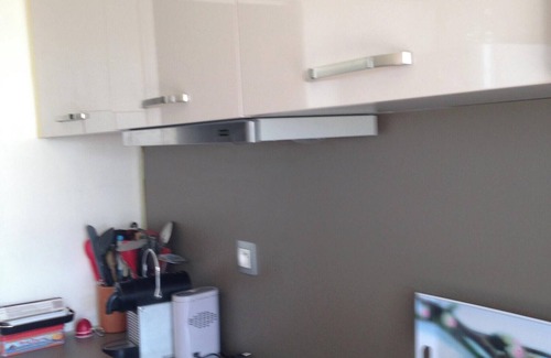 Bastide Giraud Apartment | Homerez - Modern Appt Villeneuve