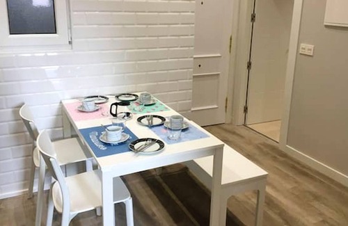 Leon City Centre Apartment | Homerez - Nice appartement for 4 ppl. at León