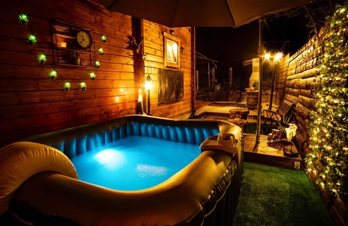 Novalaise Ski Chalet | Homerez - Nice chalet 2 km away from the beach for 4 ppl. with jacuzzi and spa