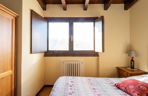 Vesime House | Homerez - Nice house for 4 ppl. with shared pool, terrace and balcony at Vesime