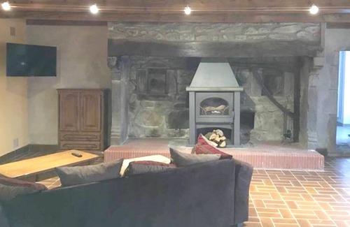 Bagnols House | Homerez - Nice house for 7 ppl. with terrace at Bagnols