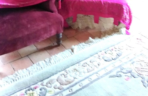 Courchamps House | Homerez - Nice property for 3 ppl. with terrace and balcony at Courchamps