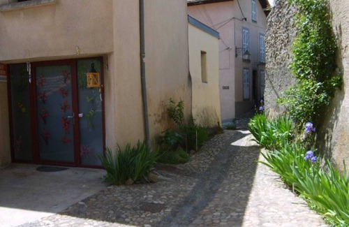 Auzon House | Homerez - Nice property for 4 ppl. at Auzon