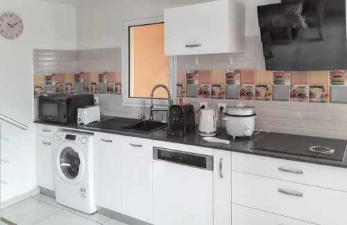Trois Mares Apartment | Homerez - Sea-view apartment in Tampon