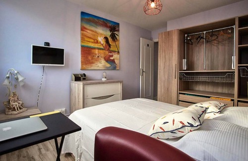 Nevers Apartment | Homerez - Spacious Apartment in Nevers with Balcony and Parking