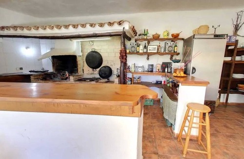 Majada Carrasca Apartment | Homerez - Spacious Apartment in Yeste with Shared Pool