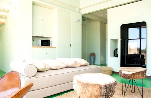 Argamasilla de Alba Apartment | Homerez - Studio for 2 people with shared pool in Argamasilla de Alba