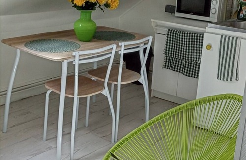 Sainte-Anne - Faubourg Noyon Apartment | Homerez - Studio in Amiens, city view