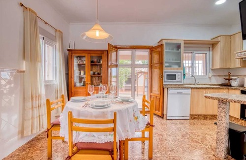 Benifayo Villa | Homerez - Villa in Benifayó with pool