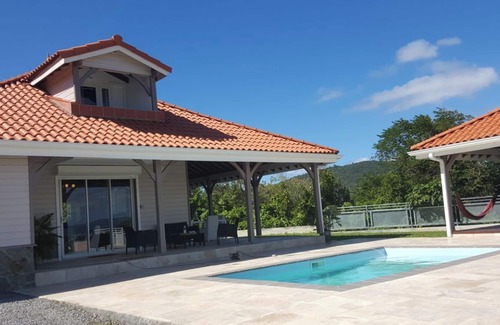 Le Diamant Villa | Homerez - Villa in Le Diamant with pool