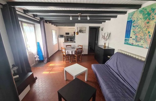 Alleyras Apartment | Homerez - Welcoming apartment with mountain and lake view