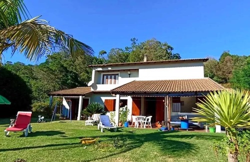 Santa Cruz House | Homerez - Welcoming House in Santa Cruz with Garden of 269 m²