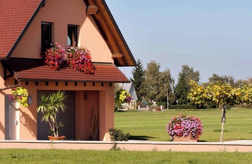 Ebersheim House | Homerez - Welcoming house in Ebersheim with mountain views