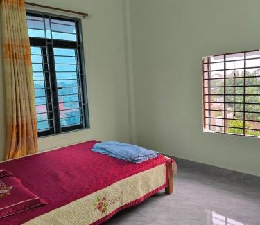 Le Thuy House | HomeStay Ông Vinh