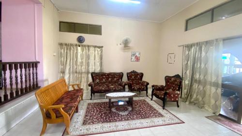 Pengadang Baru House | Homestay Al Busyra