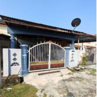 Seremban House | Homestay Atok Senawang