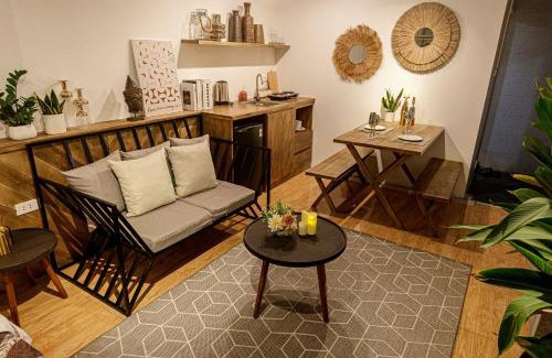 Truc Bach House | Homestay CHAT - Hanoi Heritage Hideaway
