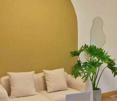 Dong Khoi Apartment | Homestay - Cozy Corner w Balcony n City View near Saigon Centre