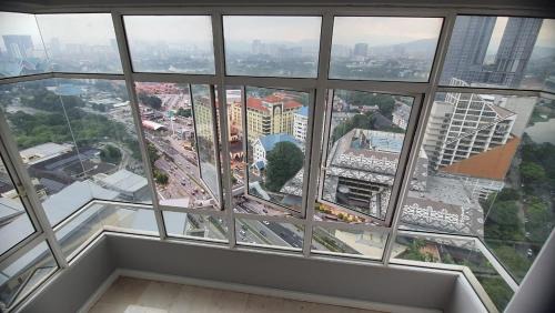Titiwangsa Apartment | Homestay Jalan Tun Razak walking distance IJN, HKL, MRT Station, KPJ, PERKESO, Bernama, Tabung Darah, Istana Budaya