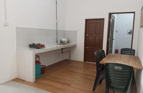 Kampung Gertak Seratus House | Homestay Lembah Tambunan