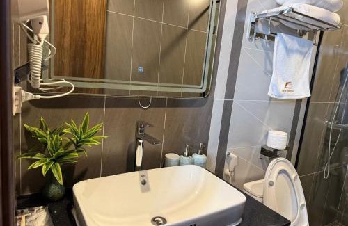 Van Giang House | Homestay Lung Linh