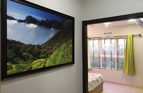 Munnar Bed & Breakfast | HomeStay Munnar-MehaKira Holiday Inn