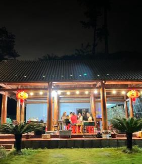 Duc Trong Cabin | Homestay Nhà Hí
