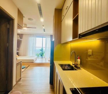 Van Giang Apartment | Homestay studio Haven Park Ecopark view bể bơi, phong cách Nhật