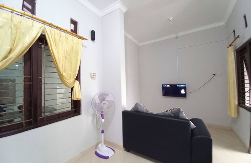 Mlati House | Homestay Syariah Dekat Monjali dan JCM by Simply Homy