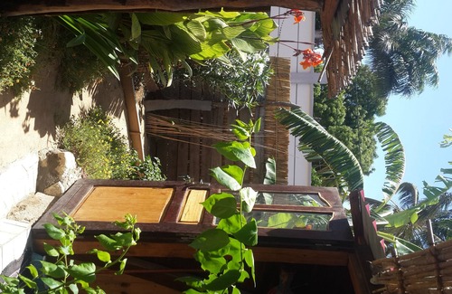 Toliara House | Homestay teepee with natural materials keeps freshness (ecolodge)